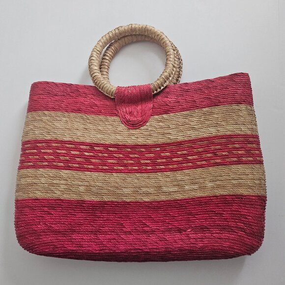NWOT Artisanal Mexican Woven Straw Bag Pink & Natural with "Corazon" Charm - Picture 6 of 11